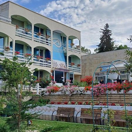 Хотел Диамант Hotel Diamond Balčik Exteriér fotografie