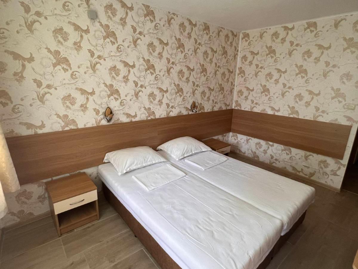 Хотел Диамант Hotel Diamond Balčik Exteriér fotografie