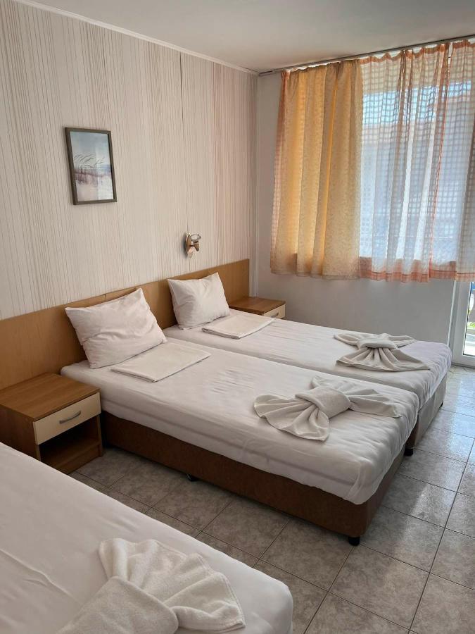 Хотел Диамант Hotel Diamond Balčik Exteriér fotografie