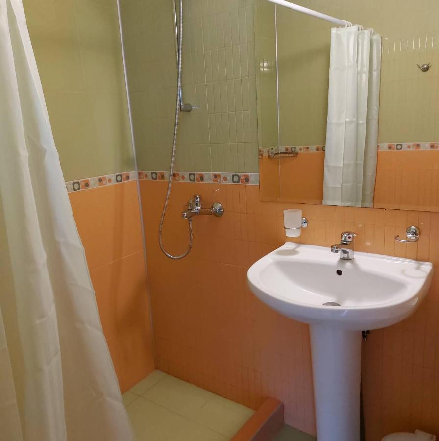 Хотел Диамант Hotel Diamond Balčik Exteriér fotografie