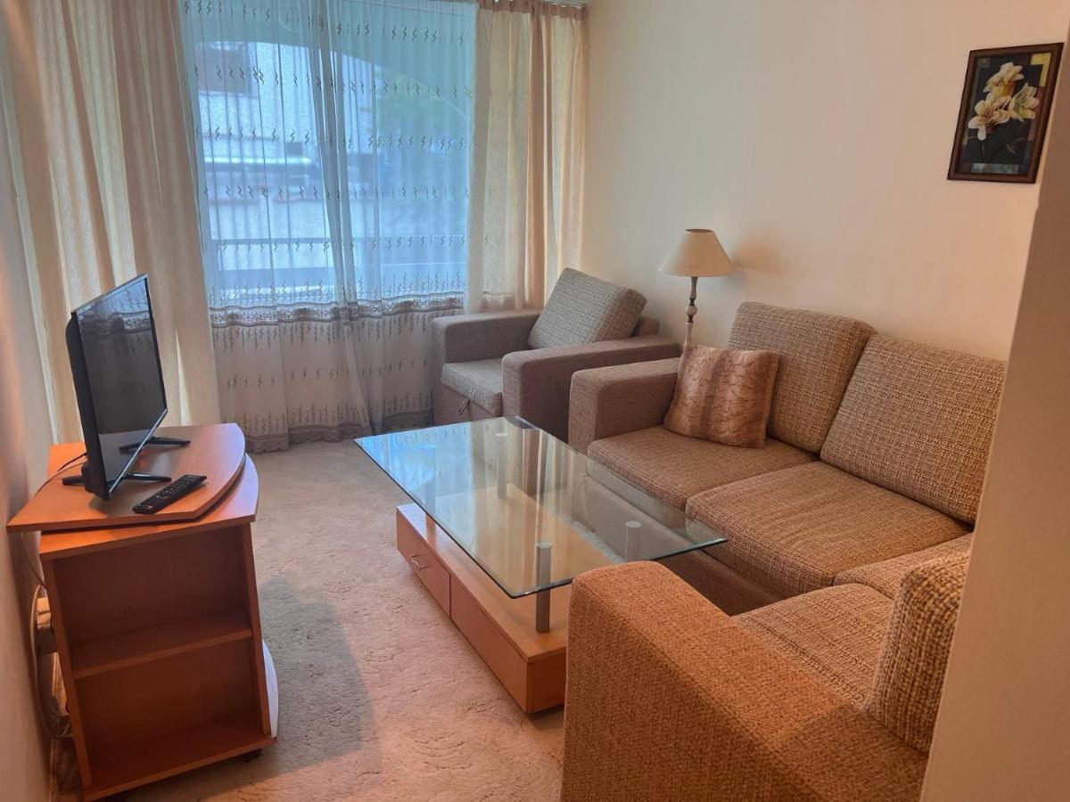 Хотел Диамант Hotel Diamond Balčik Exteriér fotografie