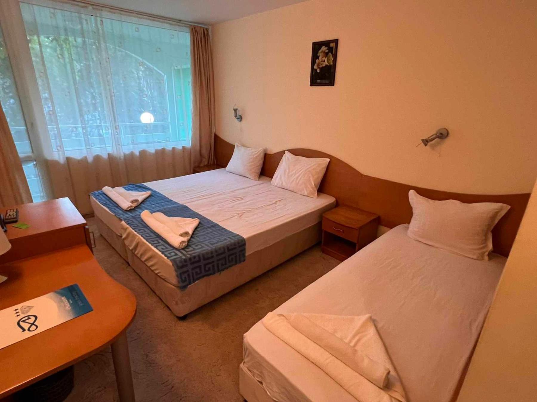Хотел Диамант Hotel Diamond Balčik Exteriér fotografie